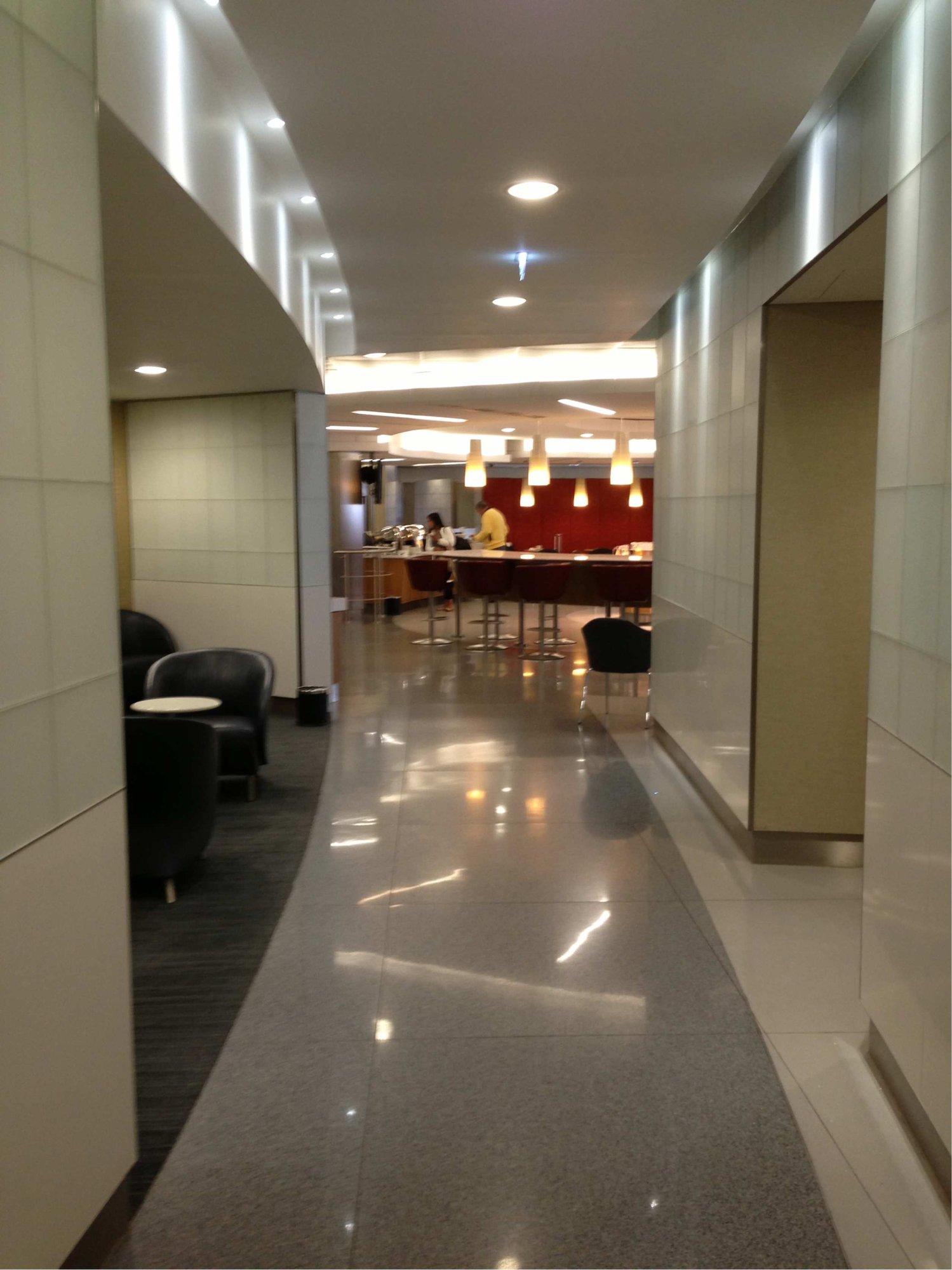 American Airlines Admirals Club image 15 of 38