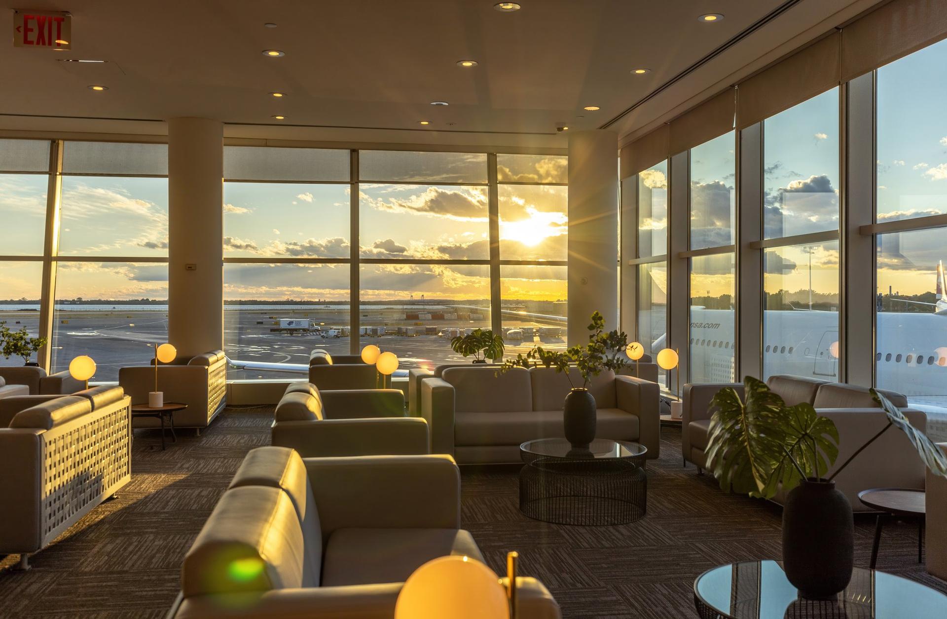 Turkish Airlines Lounge New York image 17 of 18