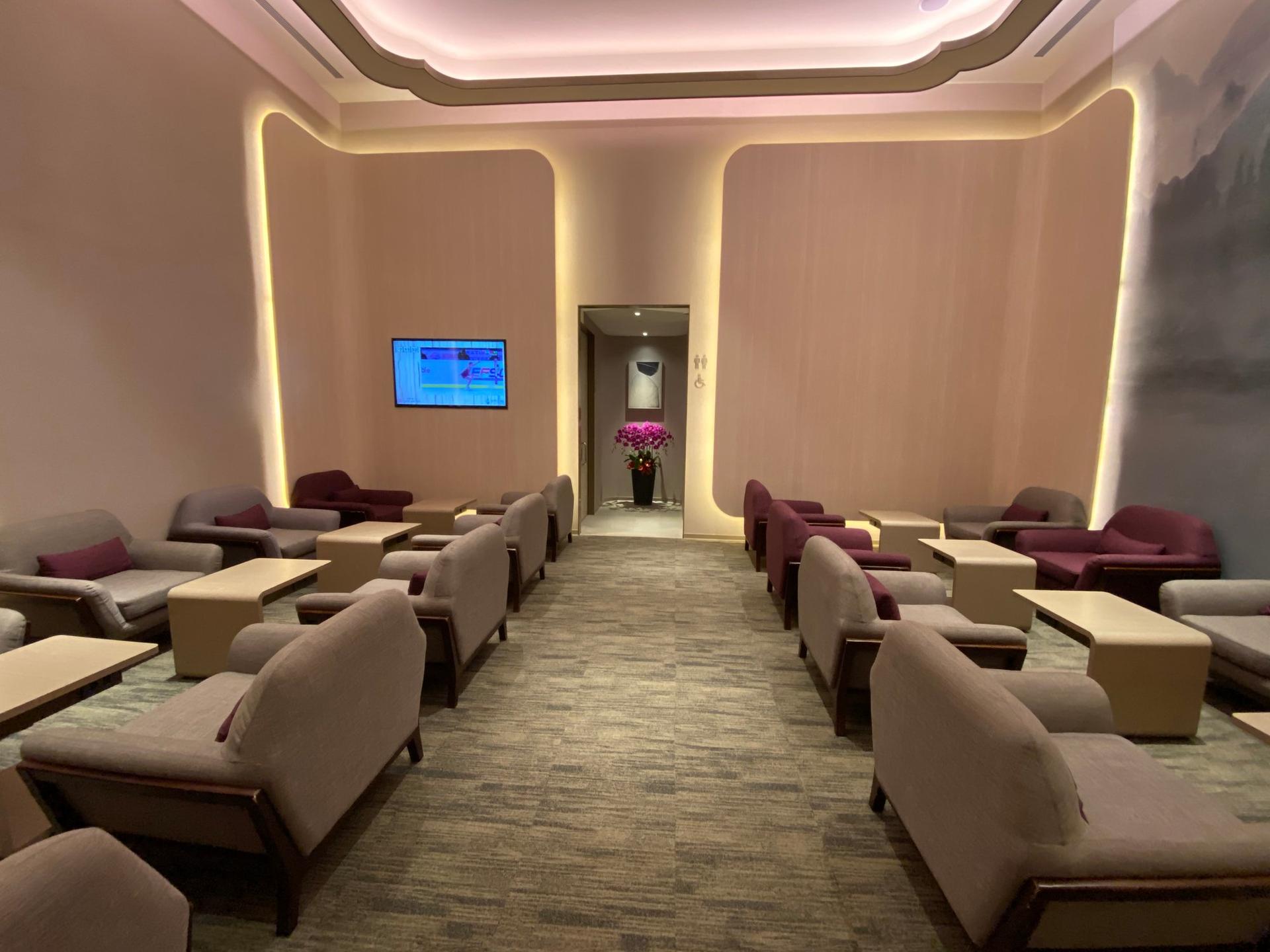 China Airlines Lounge (V2) image 11 of 20