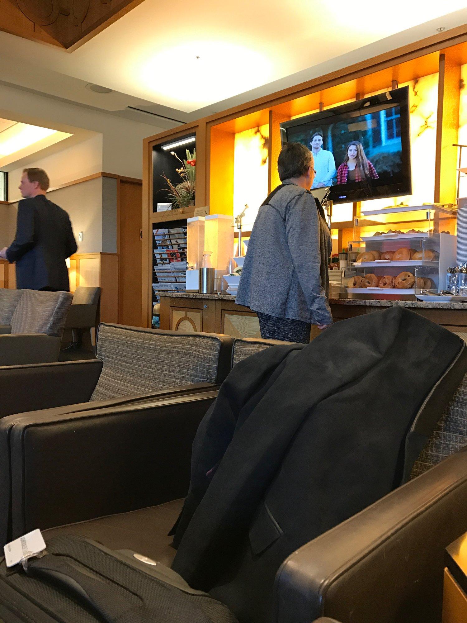 American Airlines Admirals Club image 7 of 7