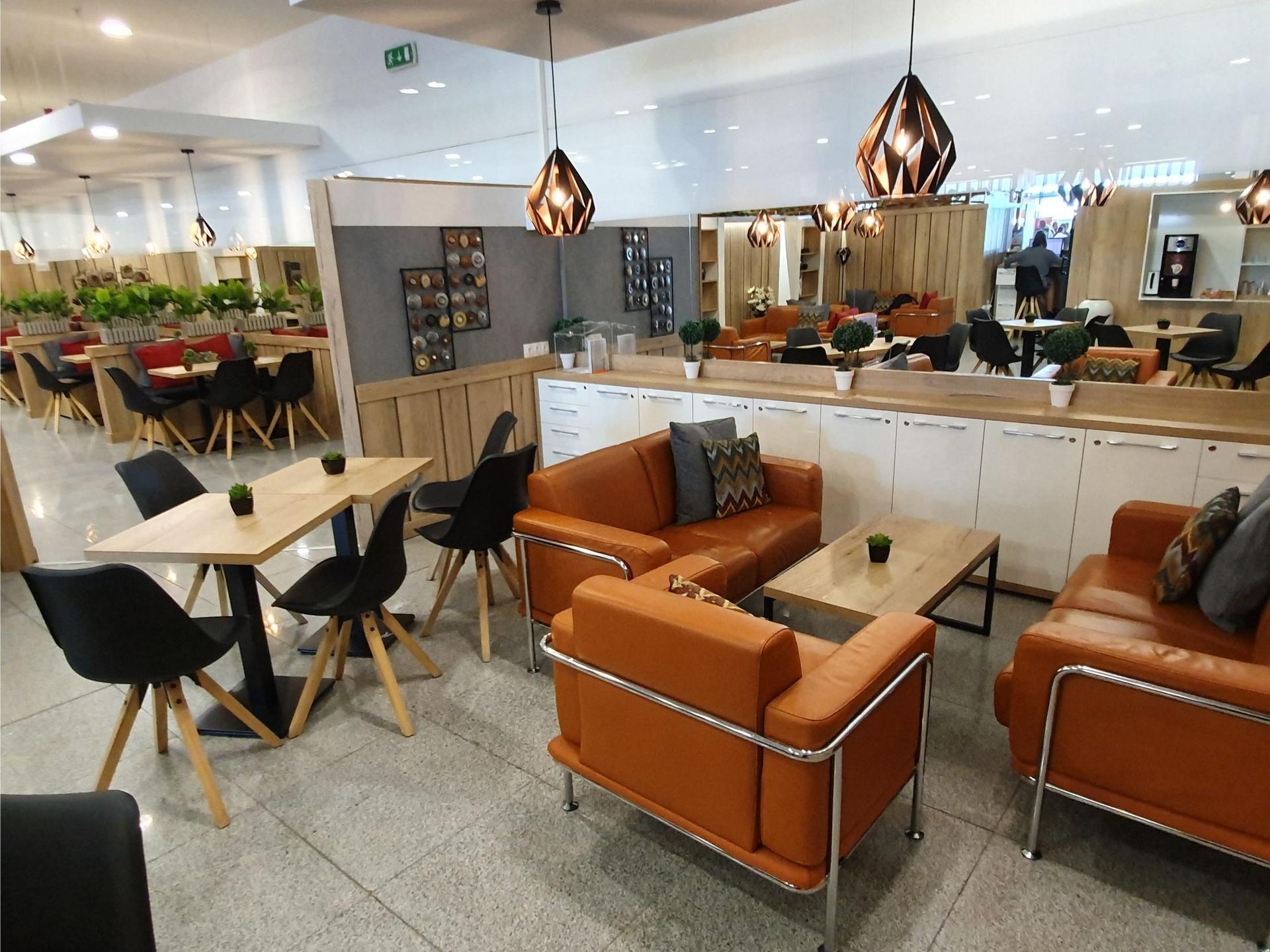 Burgas Airport Lounge image 34 of 43