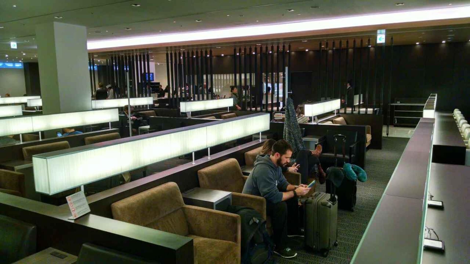 All Nippon Airways ANA Lounge image 29 of 39