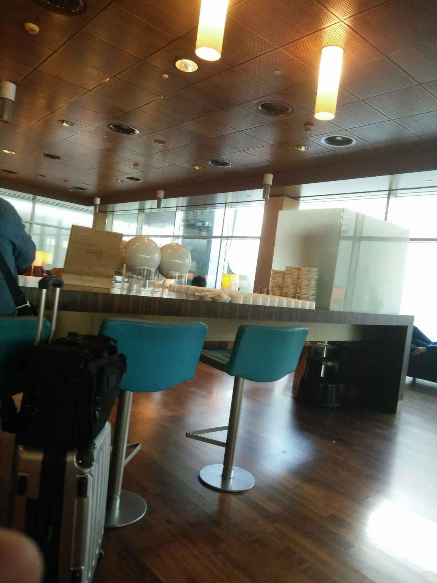 KLM Crown Lounge (25) image 8 of 15