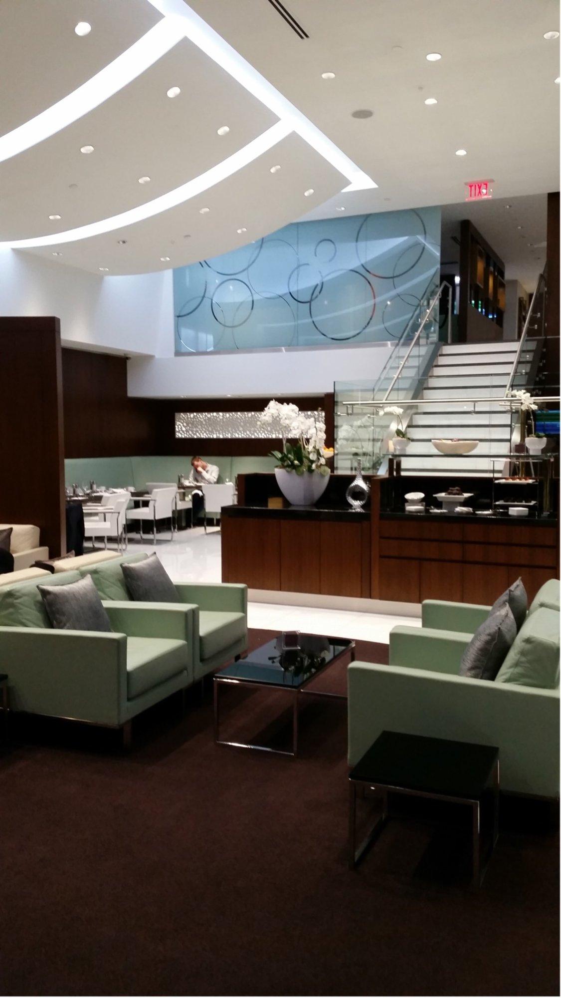 Etihad Airways First & Business Class Lounge image 12 of 17