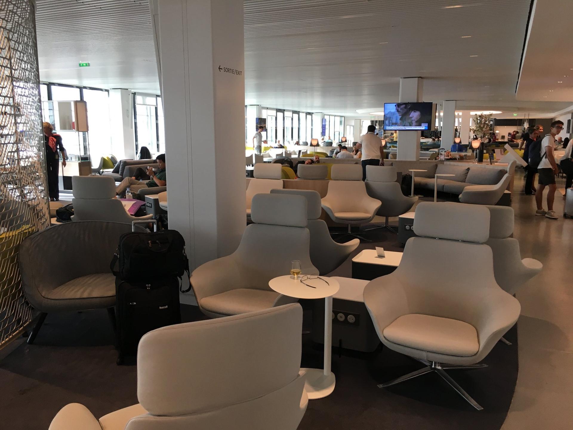 Air France Lounge (Concourse L) image 54 of 57