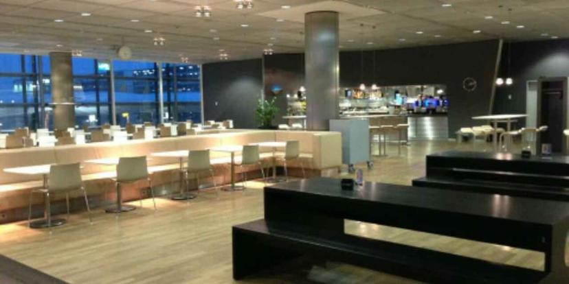 Lufthansa Business Lounge (Gate G28, Schengen) image 5 of 5