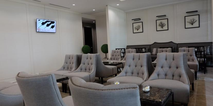 The Coral Executive Lounge image 2 of 5