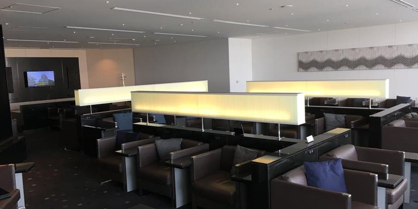 All Nippon Airways ANA Lounge (Gate 110) image 3 of 5