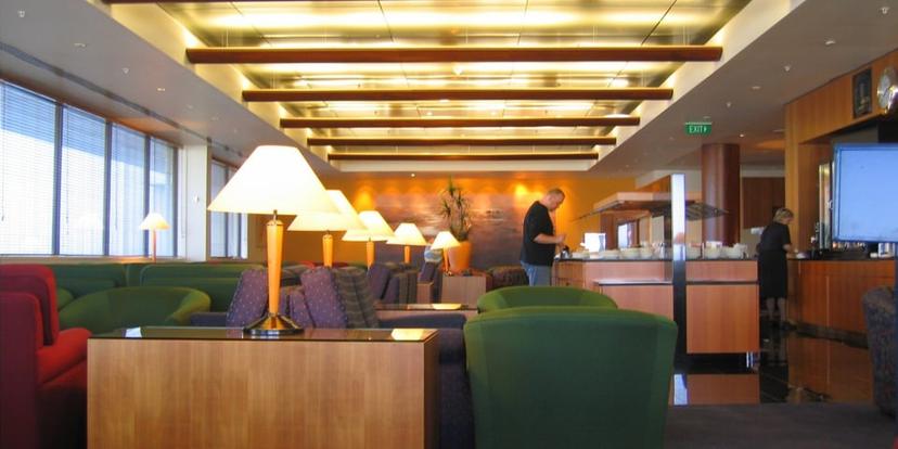 Qantas Airways International Business Lounge image 2 of 5