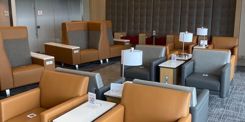 American Airlines Admirals Club image 4 of 4