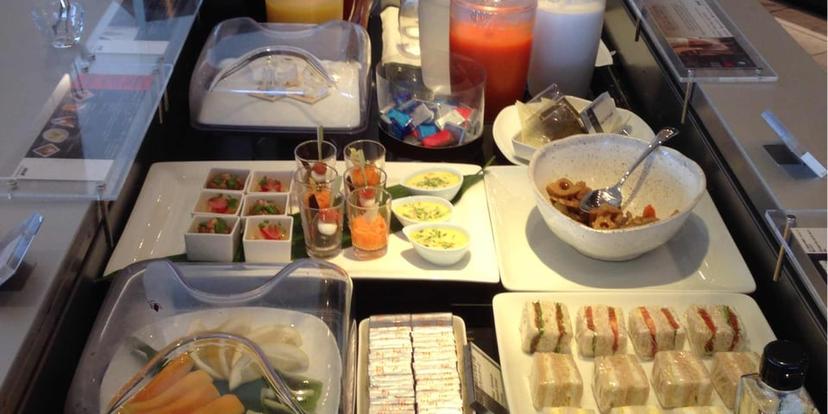 All Nippon Airways ANA Suite Lounge  image 4 of 5