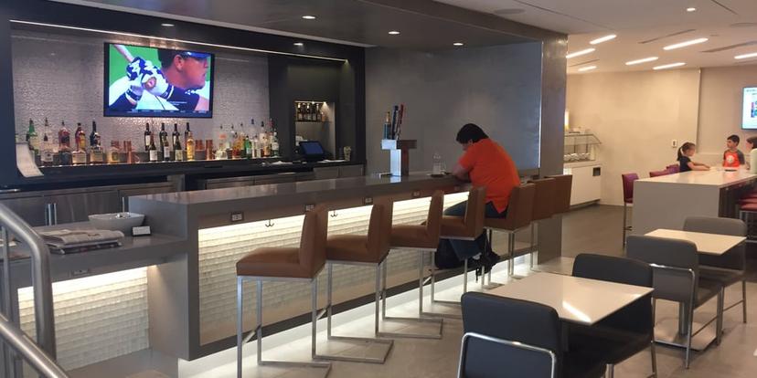 American Airlines Admirals Club image 3 of 4