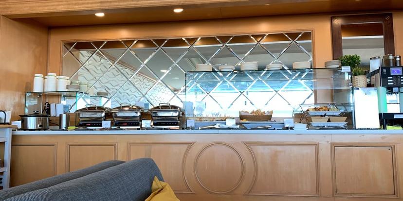 China Airlines Dynasty Lounge image 4 of 5