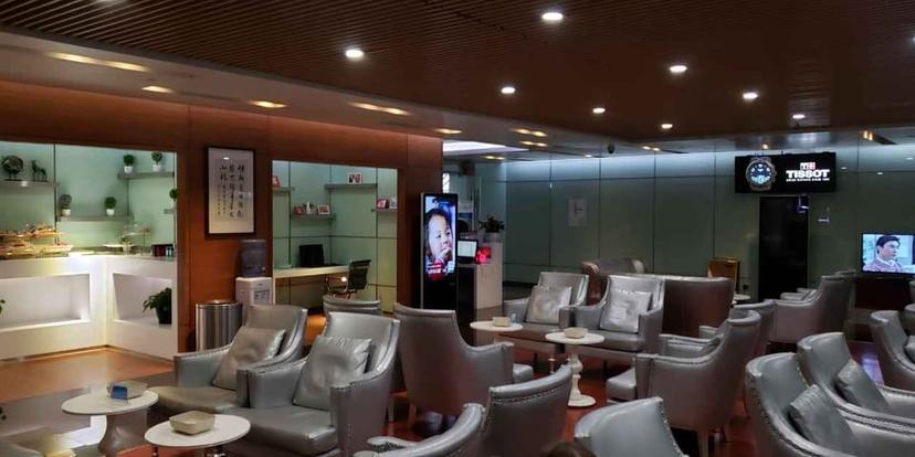 Chengdu Airport First Class Lounge (Gate 172) image 1 of 2