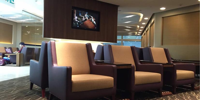 Singapore Airlines SilverKris Business Class Lounge image 5 of 5