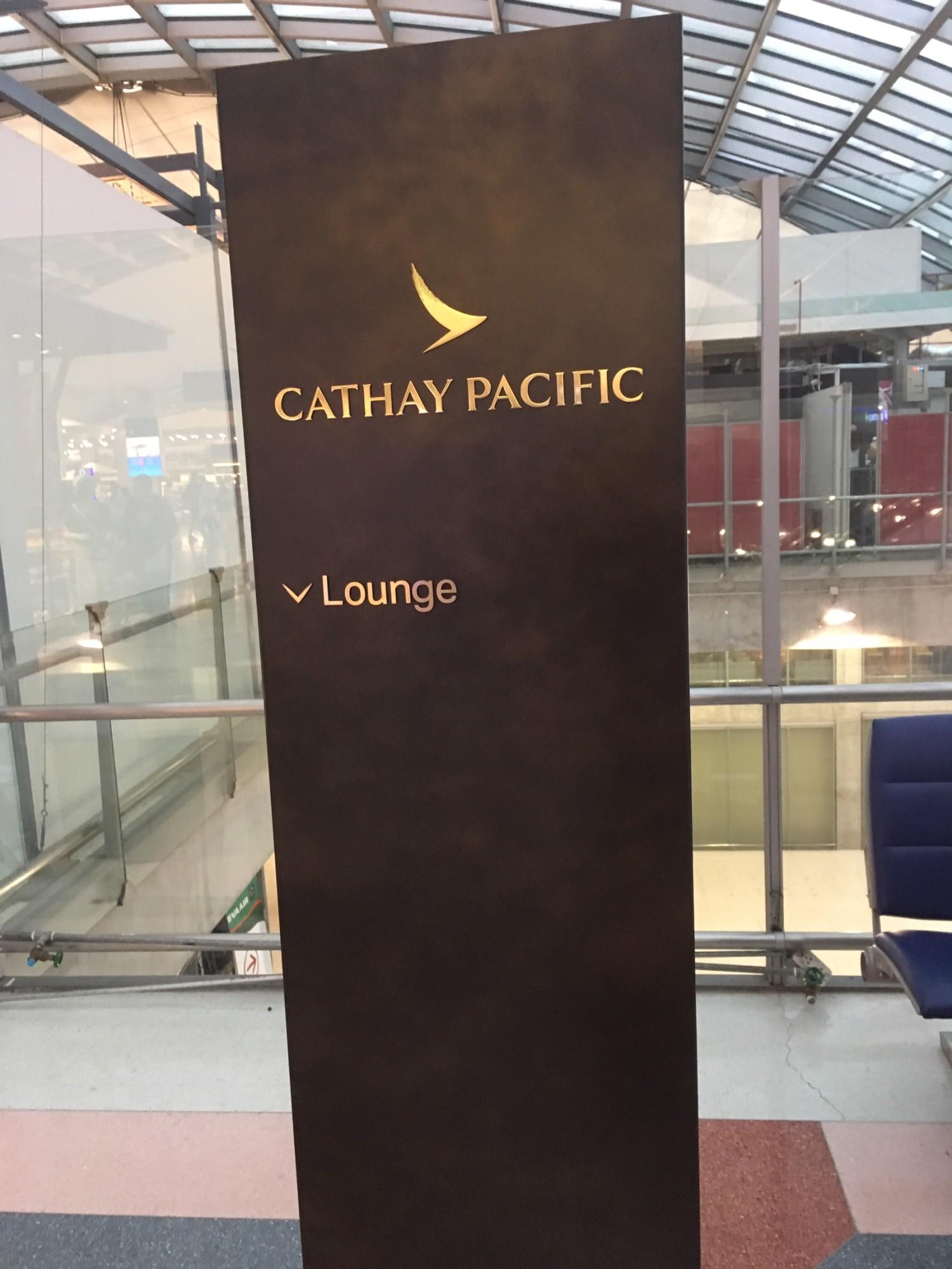 Cathay Pacific First and Business Class Lounge image 56 of 69