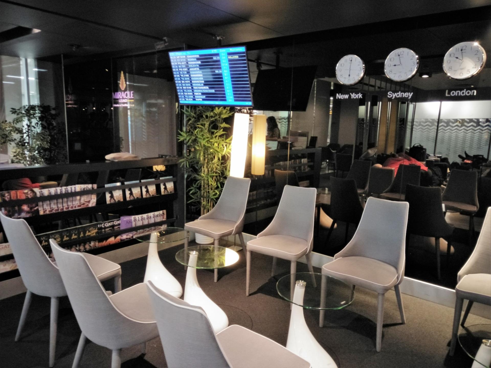 Miracle Business Class Lounge  image 8 of 26