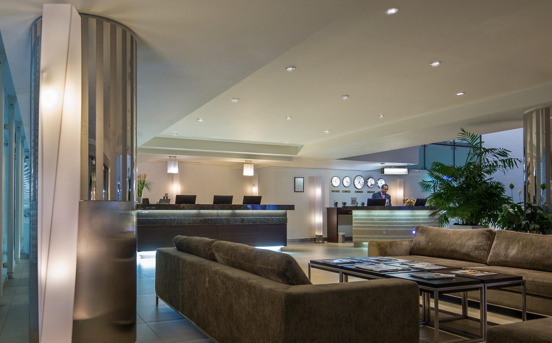 Dubai International Hotel (Concourse A) image 6 of 23