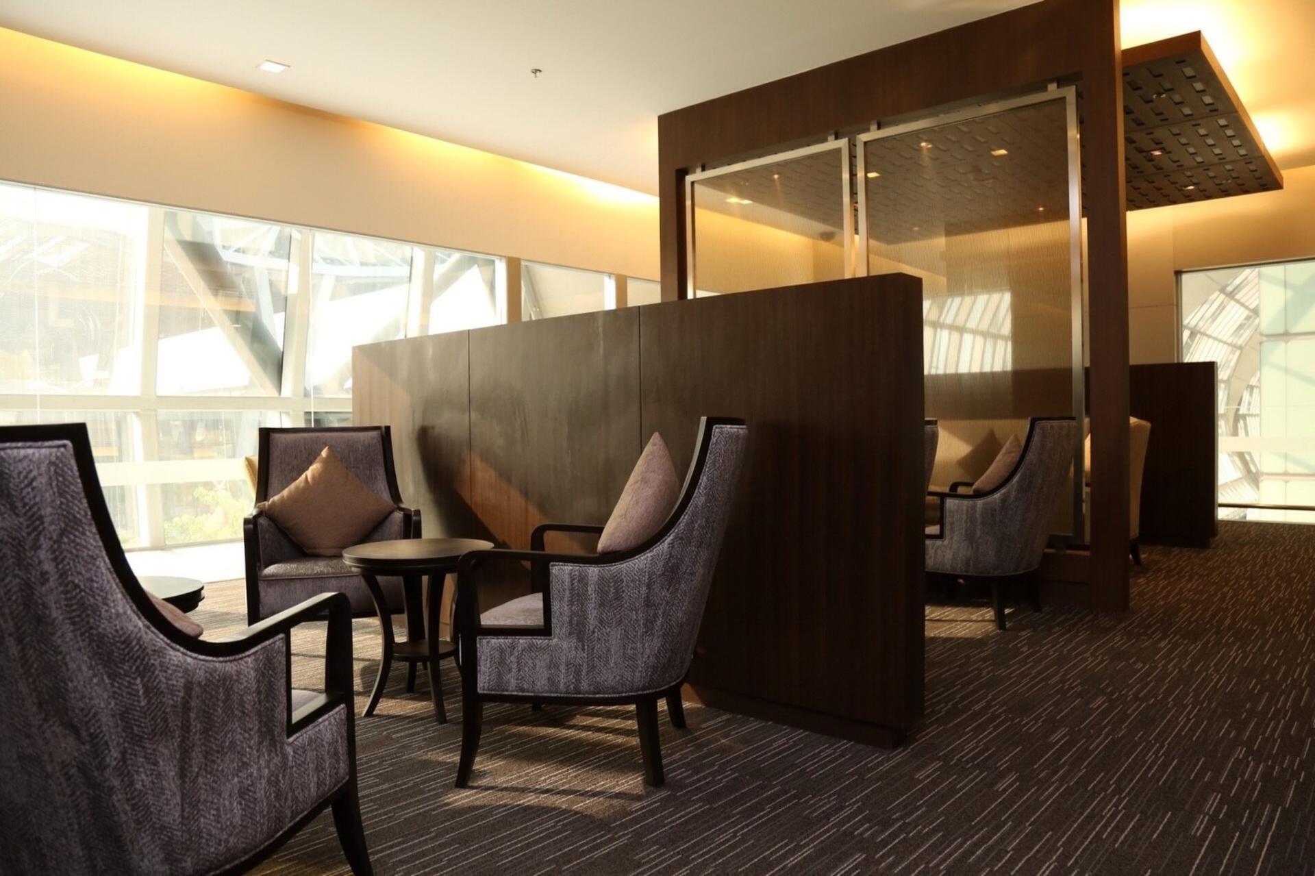Miracle First and Business Class Lounge (A1) image 1 of 18