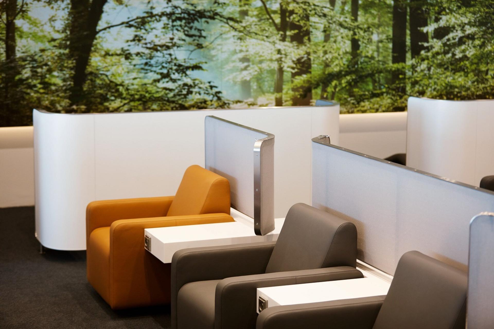 Lufthansa Business Lounge (Schengen) image 5 of 13
