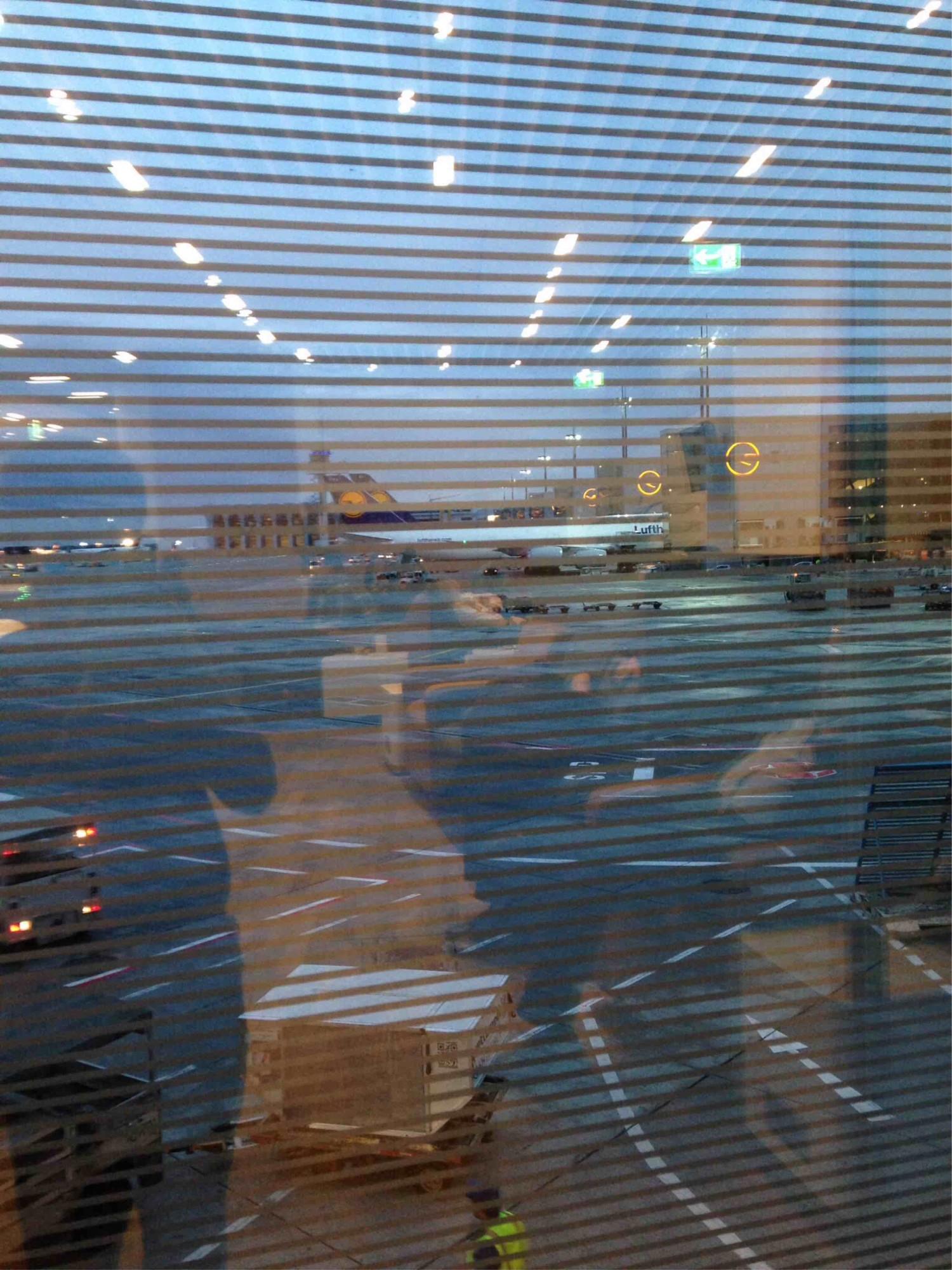 Lufthansa Business Lounge (Schengen, Gate A13) image 7 of 13