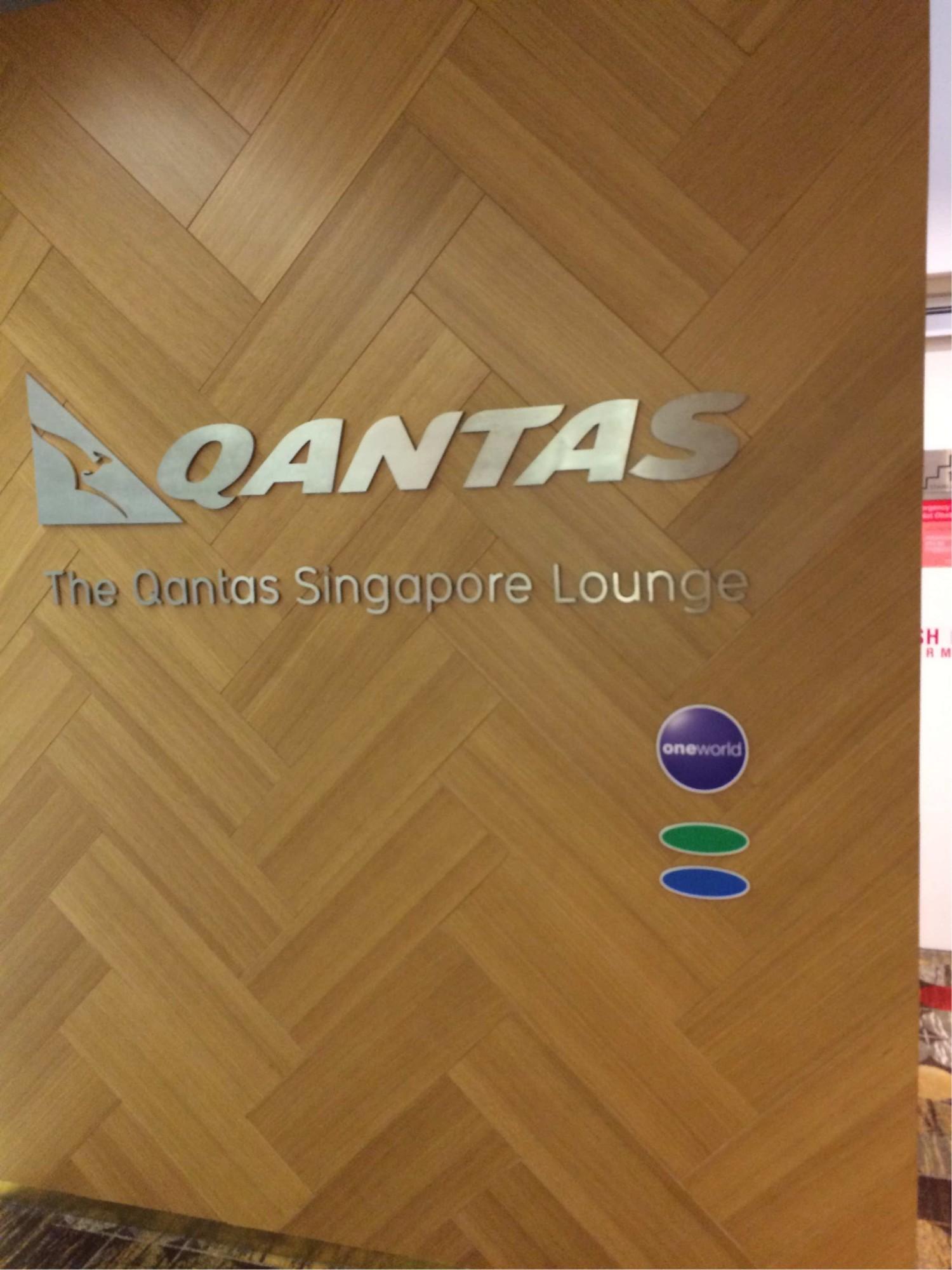 The Qantas Singapore Lounge image 44 of 49