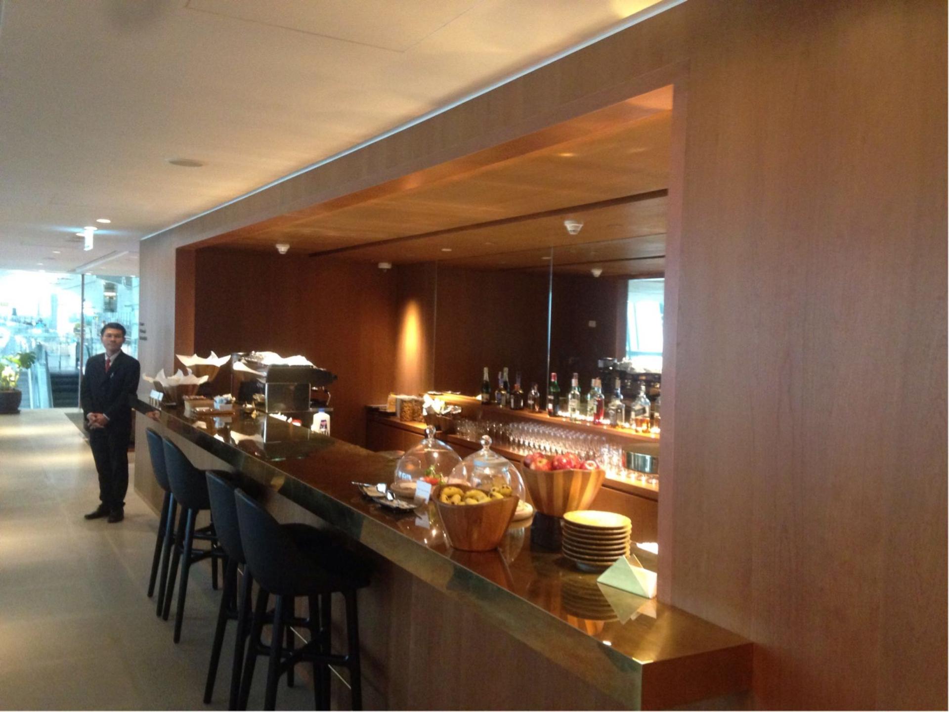 Cathay Pacific First and Business Class Lounge image 24 of 69