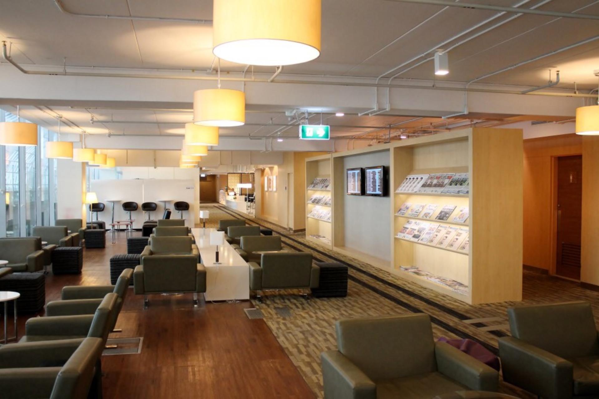 Miracle Business Class Lounge (Level 3) image 8 of 22