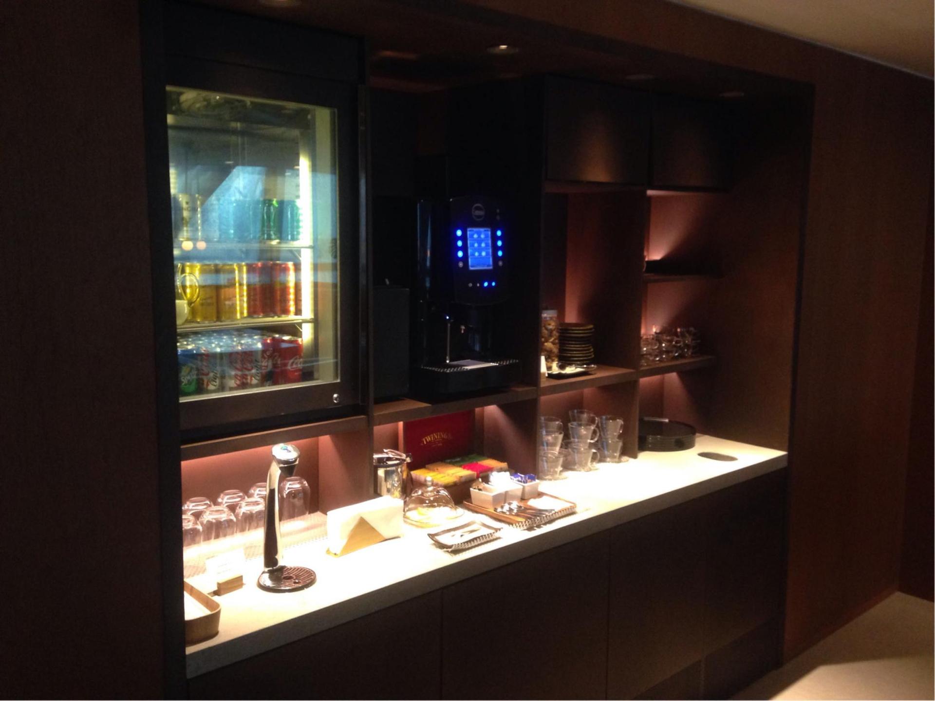 Cathay Pacific First and Business Class Lounge image 11 of 69