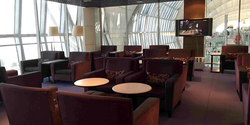 Thai Airways Royal Silk Lounge (Gate C1) 