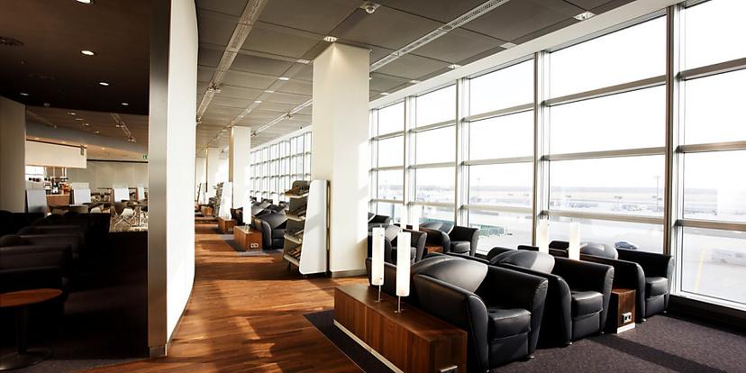 Lufthansa Senator Lounge (Non-Schengen, Gate C15) 