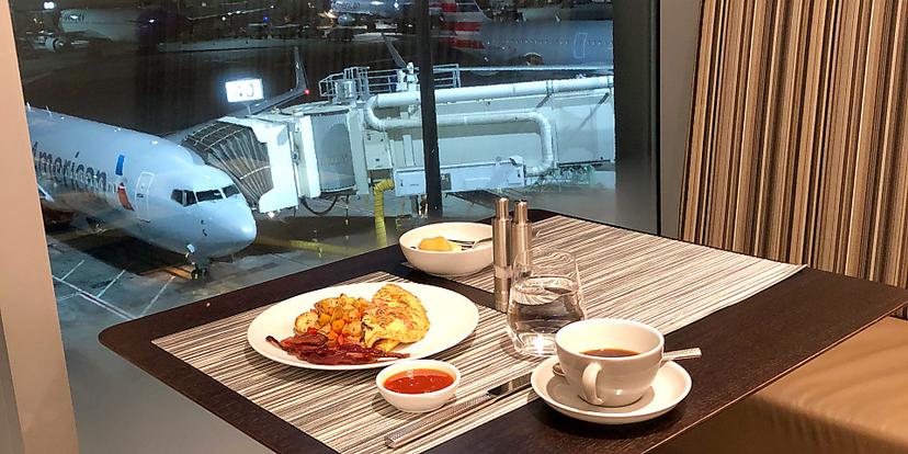 American Airlines Flagship First Dining 