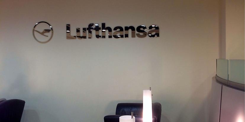 Lufthansa Senator Lounge image 5 of 5