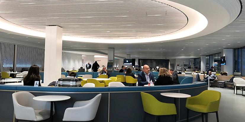 Air France Lounge (Concourse L) image 3 of 5