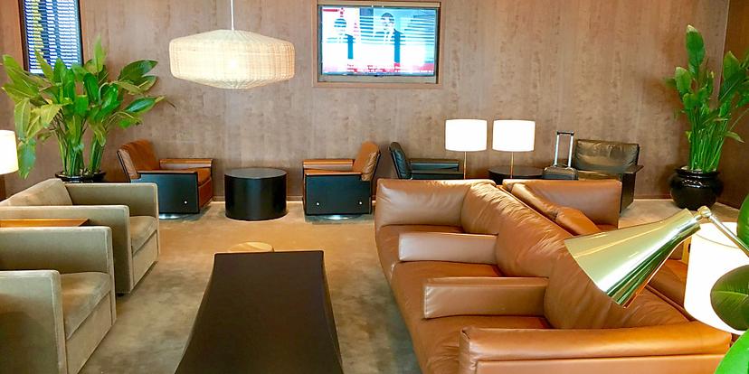Cathay Pacific Business Class Lounge image 4 of 5