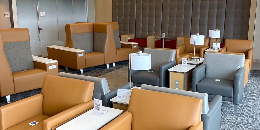American Airlines Admirals Club image 2 of 4