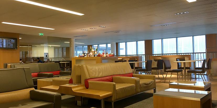 Air France Lounge (Concourse K) image 5 of 5