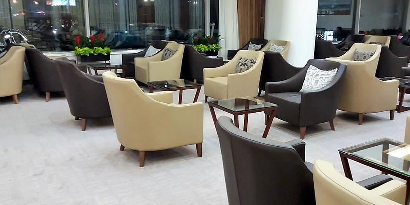 Air China First & Business Class Lounge