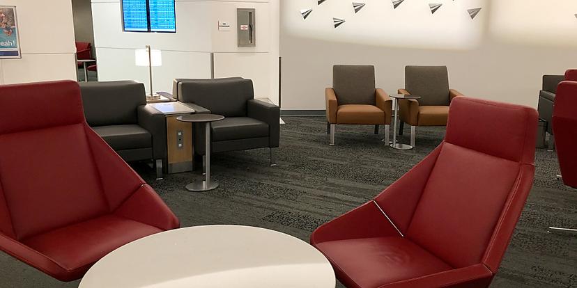 American Airlines Admirals Club image 5 of 5