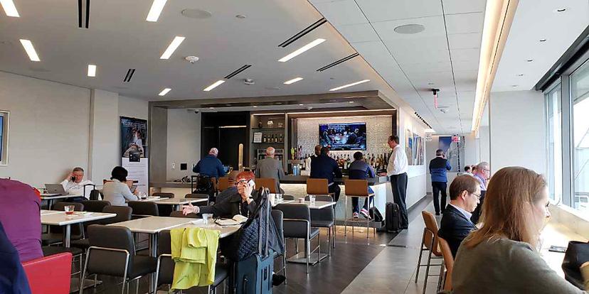American Airlines Admirals Club image 2 of 3