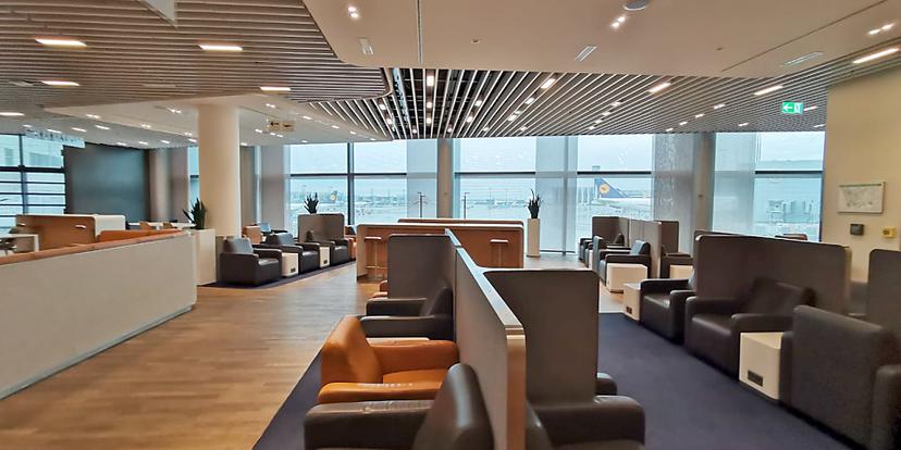 Lufthansa Business Lounge (Schengen, Gate A13) image 1 of 5