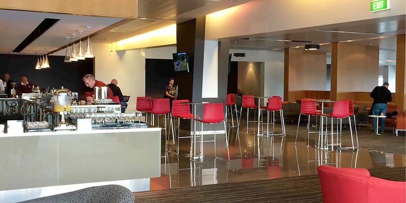 Qantas Club (International Business Lounge)
