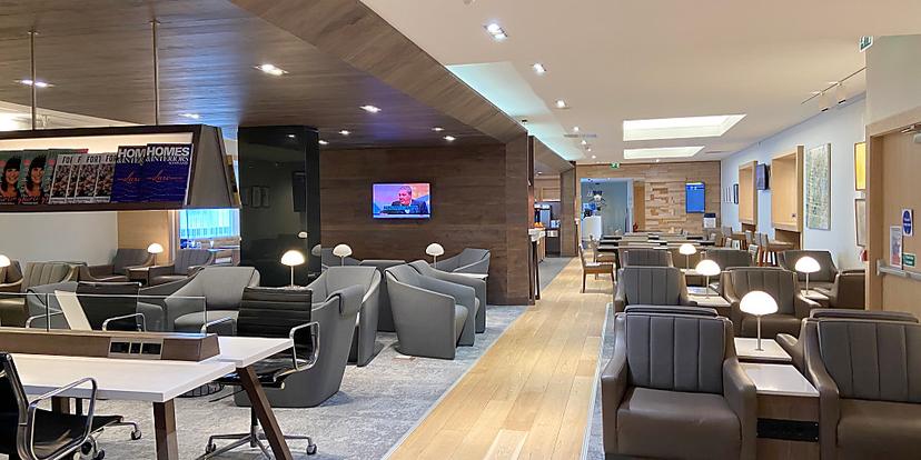British Airways Executive Club Lounge image 4 of 5