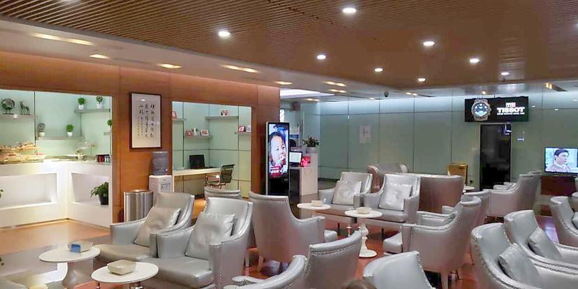 Chengdu Airport First Class Lounge (Gate 172) image 2 of 2